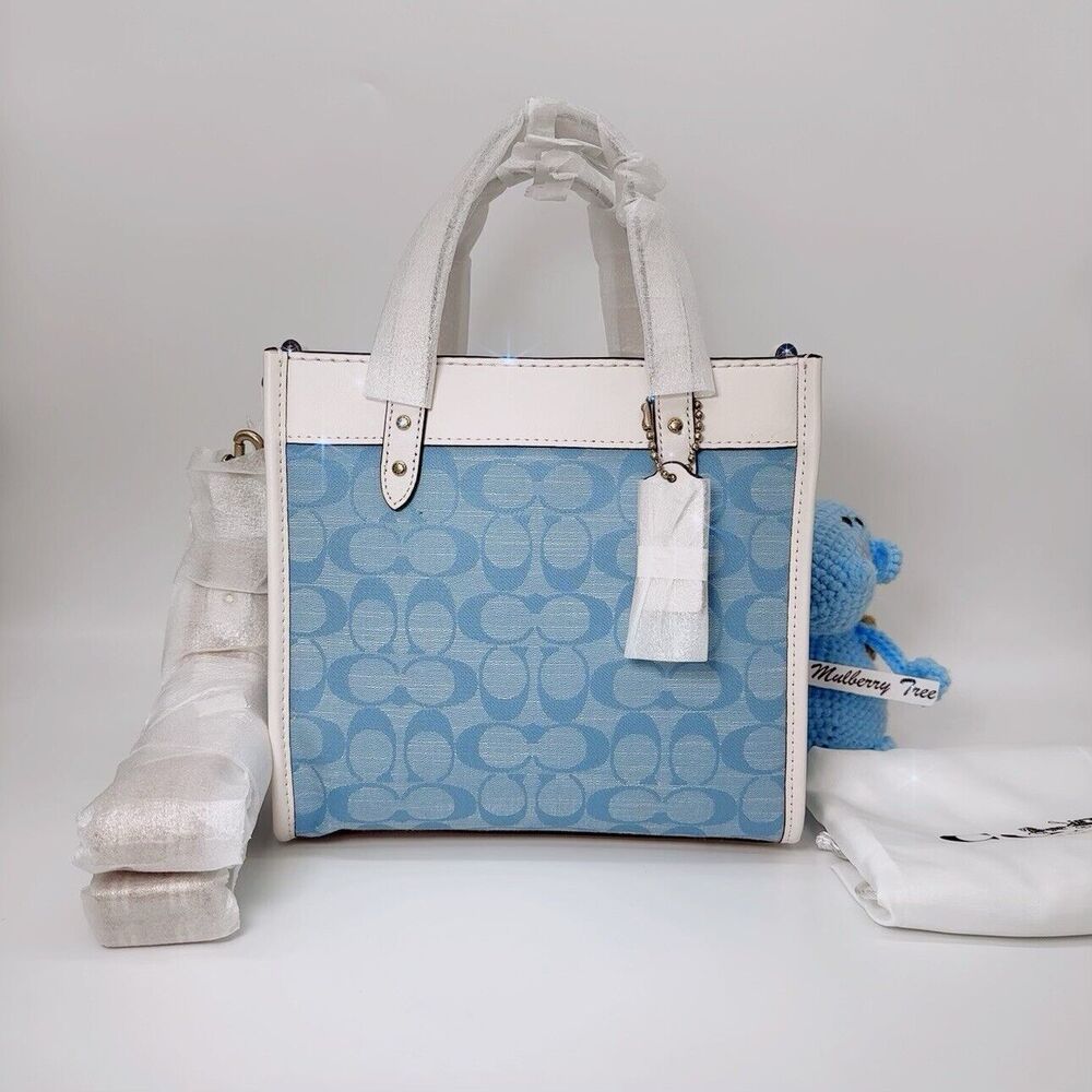 Coach Field Tote 22 In Signature Chambray Handbag C4692 Light Washed Denim Chalk